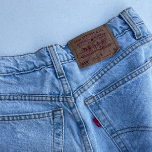 Light Wash Vintage Levi’s